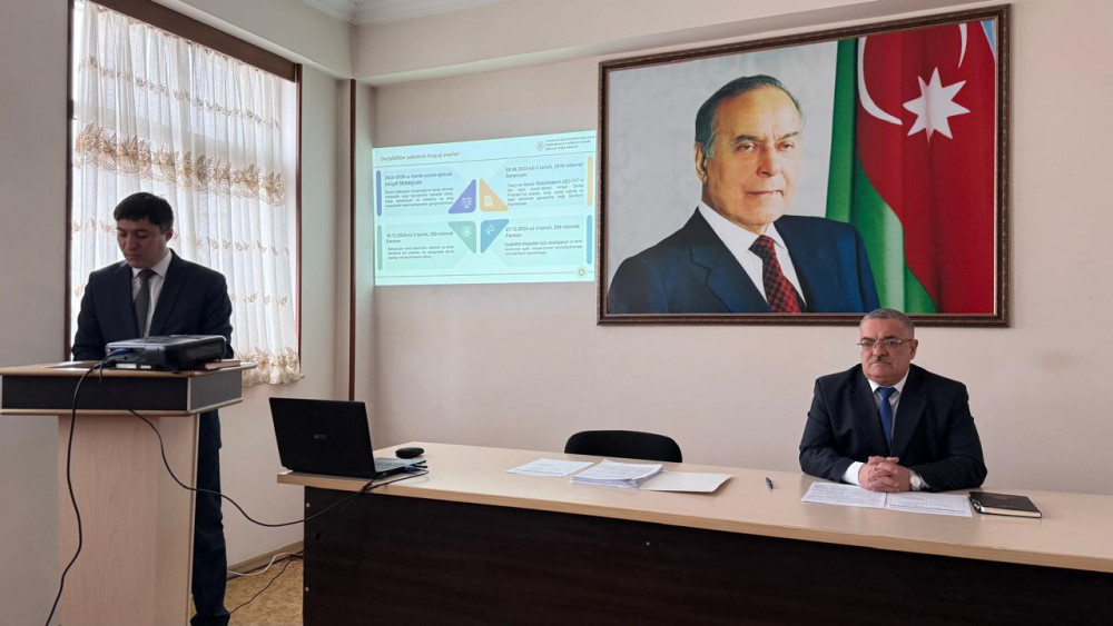 Sahibkarlar vergi və sosial sığorta güzəştləri barədə məlumatlandırılıblar<font color=red> - FOTOLAR</font>