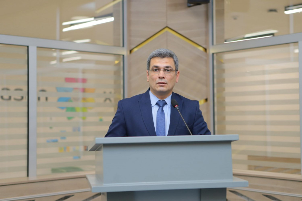 Naxçıvan şəhərində yeni işə qəbul olunan gənc müəllimlərlə  görüş keçirilib  <font color=red> - FOTOLAR</font>