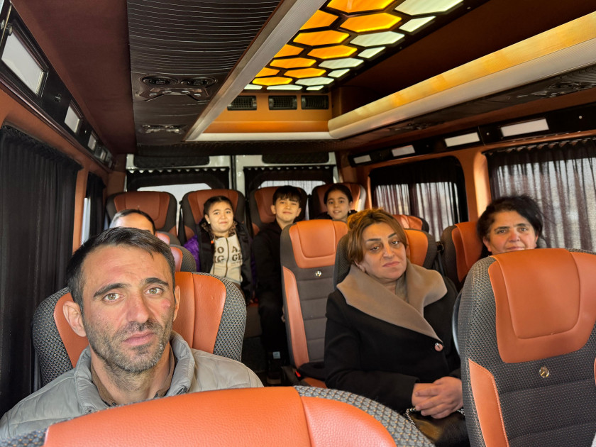 Böyük Qayıdış: Kərkicahan qəsəbəsinə, Xanyurdu və Təzəbinə kəndlərinə növbəti köç karvanı yola salınıb<font color=red> - FOTOLAR</font>