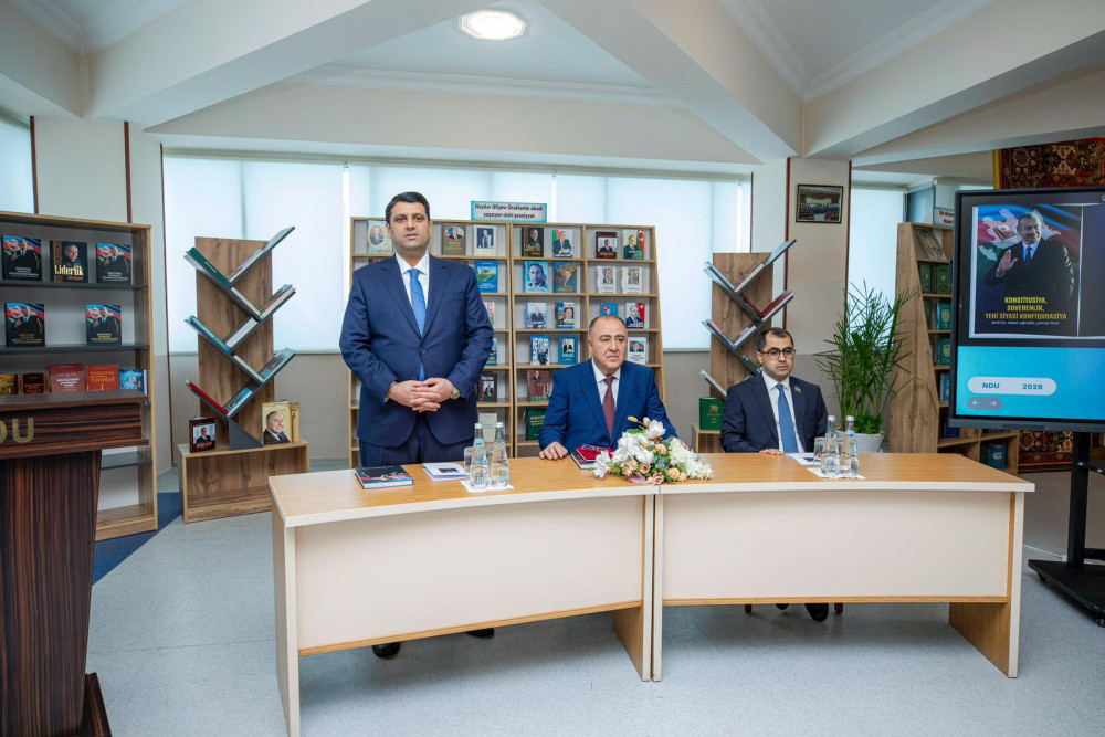 Naxçıvanda “Konstitusiya, Suverenlik və yeni siyasi konfiqurasiya: tarixi irs, müasir çağırışlar, gələcəyə baxış” adlı kitabın təqdimatı keçirilib<font color=red> - FOTOLAR</font>