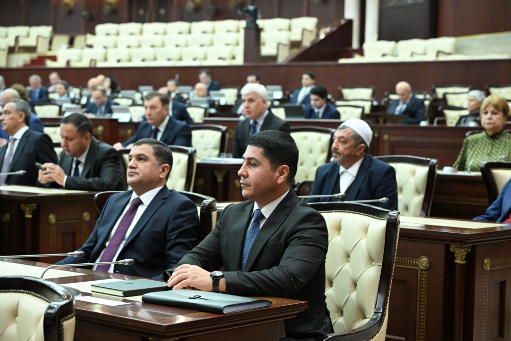 “Naxçıvan Muxtar Respublikasının Konstitusiyasında dəyişikliklərin təsdiq edilməsi haqqında” Konstitutsiya Qanunu layihəsi II səsvermədə qəbul edildi <font color=red> - FOTOLAR</font>