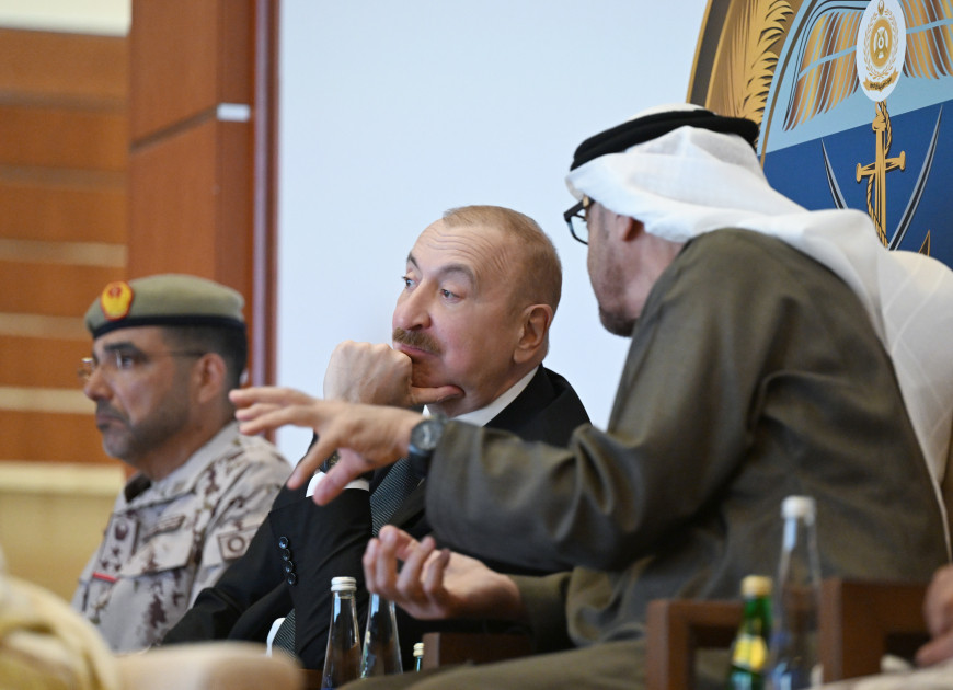 Azərbaycanın və Birləşmiş Ərəb Əmirliklərinin prezidentləri Əbu-Dabidə “Sülh Qalxanı – 2026” birgə əməliyyat-taktiki təlimini izləyiblər<font color=red> - FOTOLAR</font>