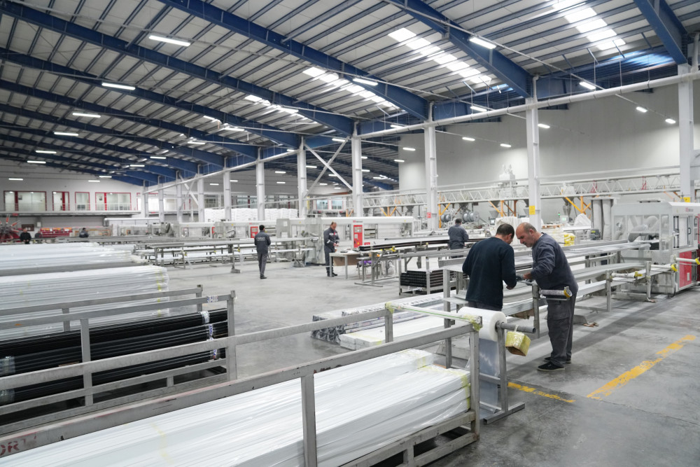 Səlahiyyətli nümayəndə “Cahan Sənaye Kompleksi” MMC-nin fəaliyyəti ilə tanış olub<font color=red> - FOTOLAR</font>