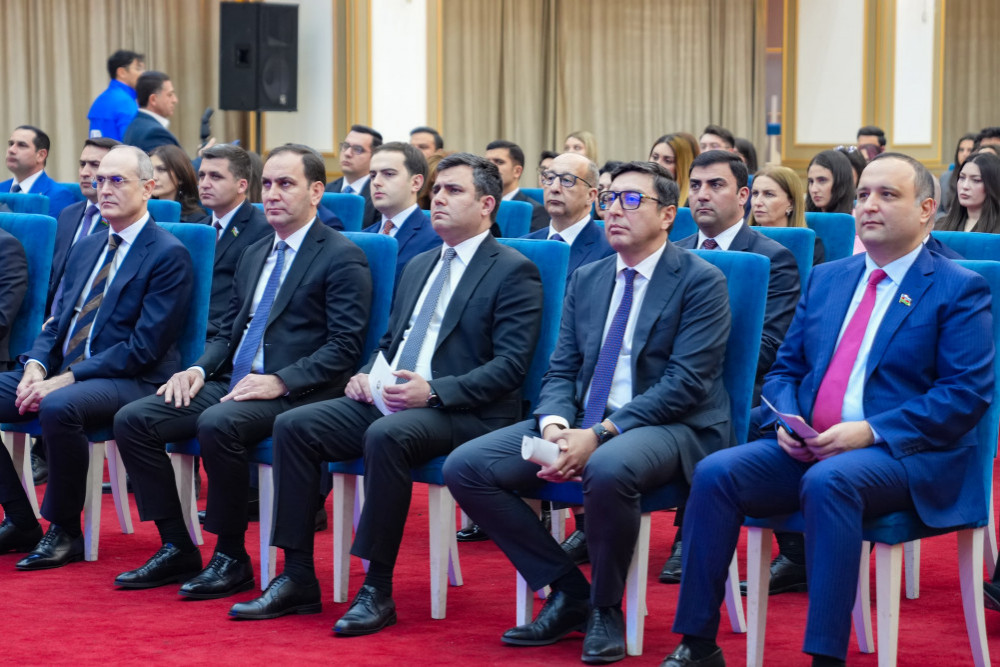 Naxçıvanda “Azərbaycan gəncliyi: Ulu Öndər ideyalarından müasir inkişaf mərhələsinədək” adlı tədbir keçirilib<font color=red> - FOTOLAR</font>