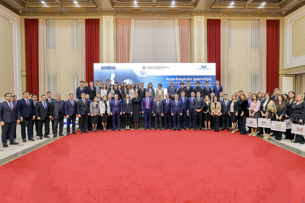 Naxçıvanda “Azərbaycan gəncliyi: Ulu Öndər ideyalarından müasir inkişaf mərhələsinədək” adlı tədbir keçirilib<font color=red> - FOTOLAR</font>