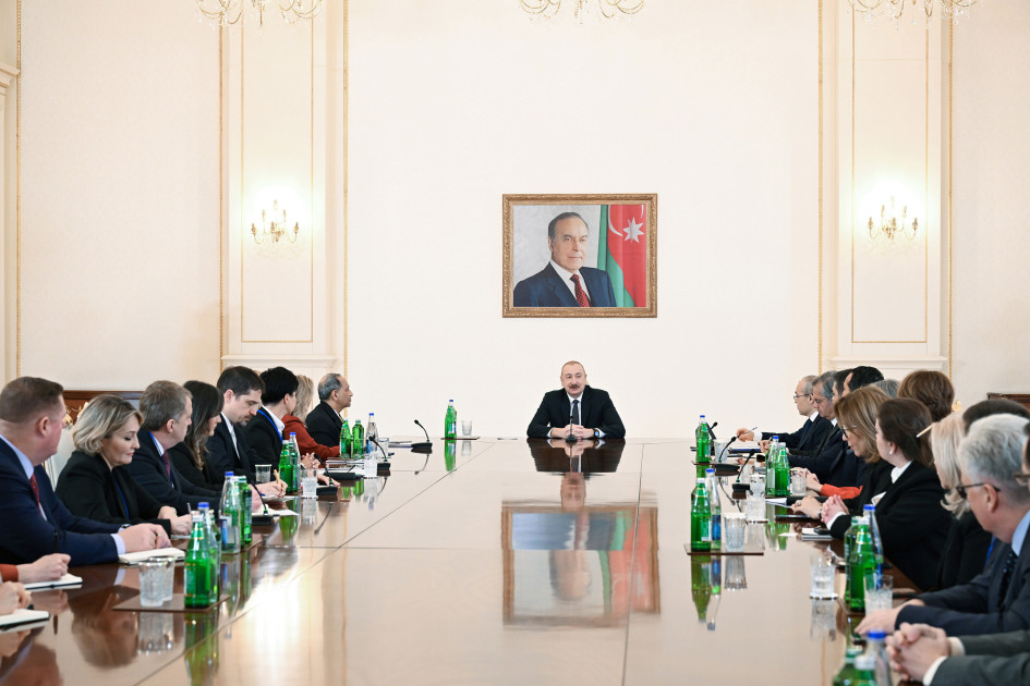 Prezident İlham Əliyev ABŞ Ticarət Palatasının nümayəndə heyətini qəbul edib<font color='red'> - YENİLƏNƏCƏK</font><font color=red> - FOTOLAR</font>