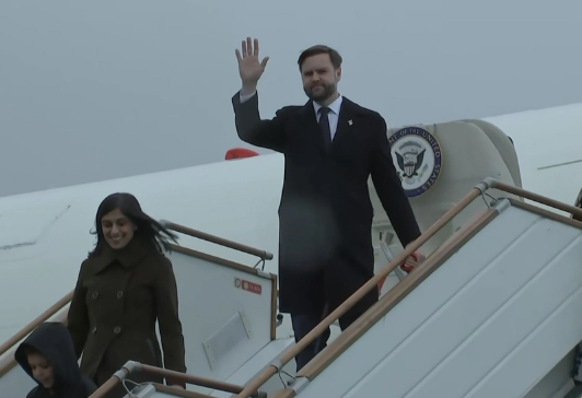 ABŞ-nin vitse-prezidenti Azərbaycana səfərə gəlib<font color=red> - FOTOLAR</font>