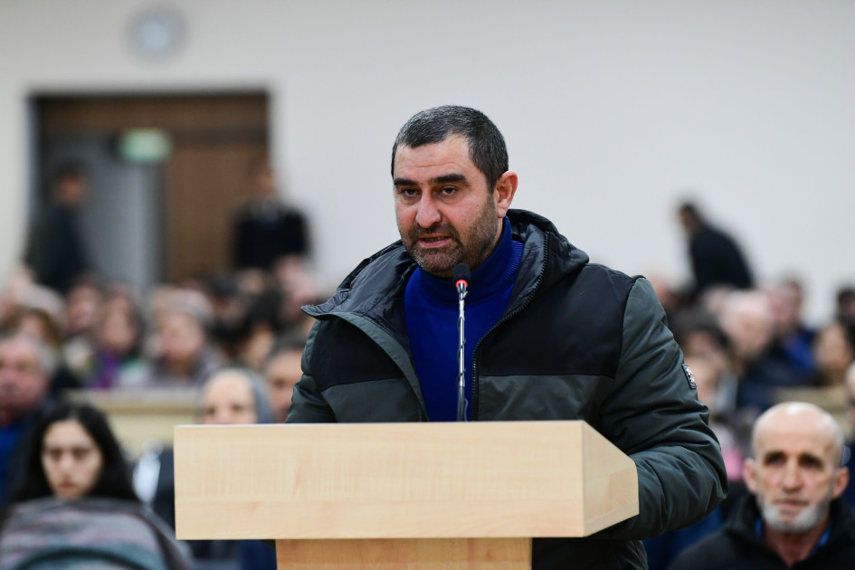 Ruben Vardanyanın məhkəməsində məhkəmə baxışı başa çatıb, hakimlər müşavirəyə gedib<font color=red> - FOTOLAR</font>