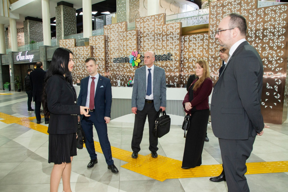 Macarıstan nümayəndə heyəti “ASAN xidmət”də<font color=red> - FOTOLAR</font>