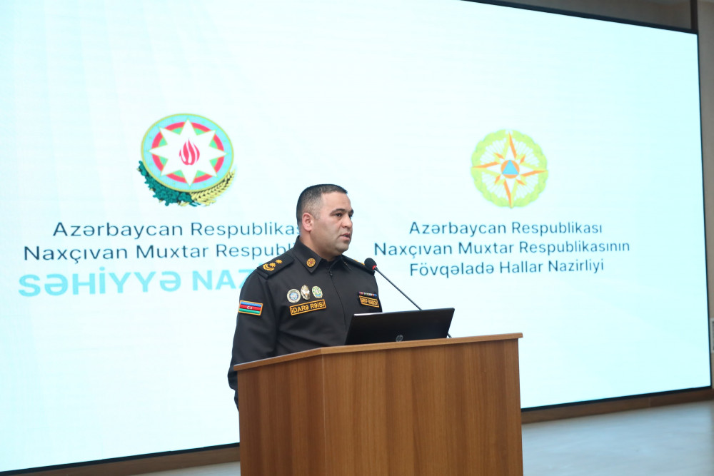 Naxçıvanda səhiyyə müəssisələrinin mülki müdafiə rəhbərləri və qərargah rəisləri ilə tədris-metodiki toplanış keçirilib<font color=red> - FOTOLAR</font>