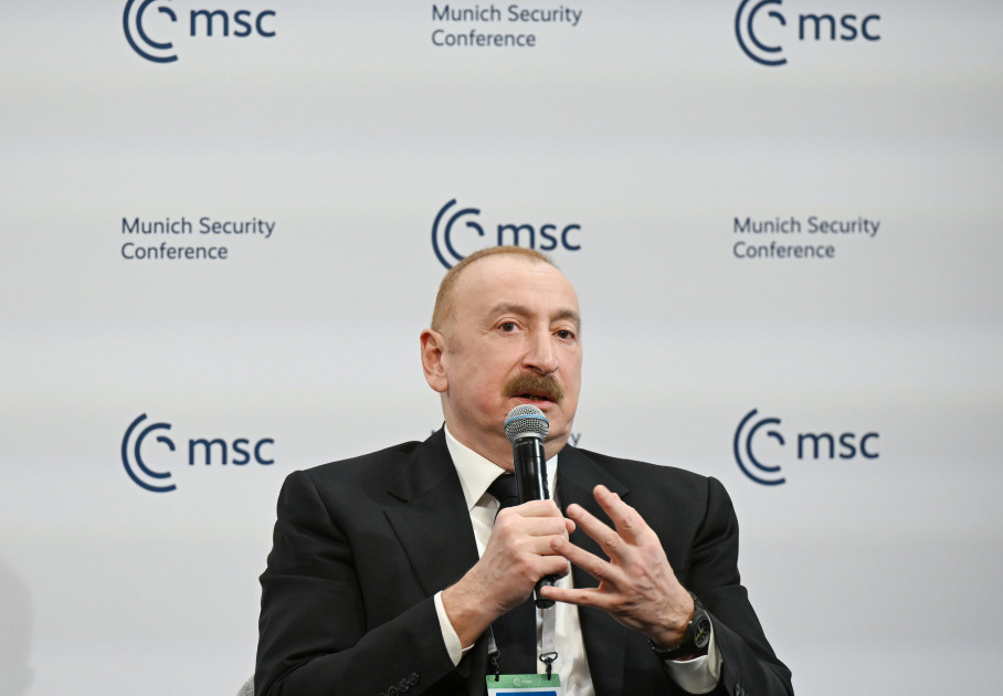 Prezident İlham Əliyev Münxendə panel müzakirələrdə iştirak edib <font color=red> - FOTOLAR</font>