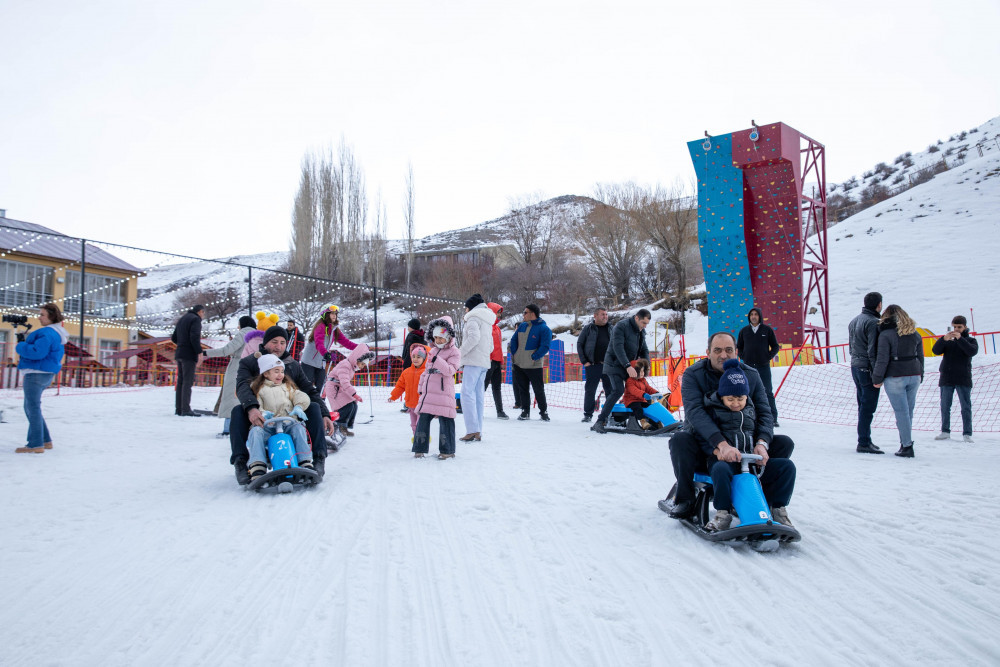 Həmkarlar ittifaqı üzvləri üçün Ağbulaqda növbəti qış istirahəti təşkil edilib <font color=red> - FOTOLAR</font>