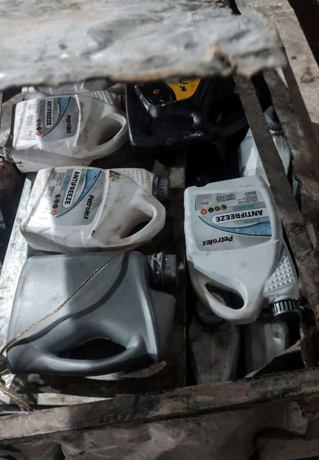 Naxçıvanda xüsusi üsulla gizlədilmiş 41 kiloqramdan artıq maye halında metamfetamin aşkar edilib<font color=red> - FOTOLAR</font>