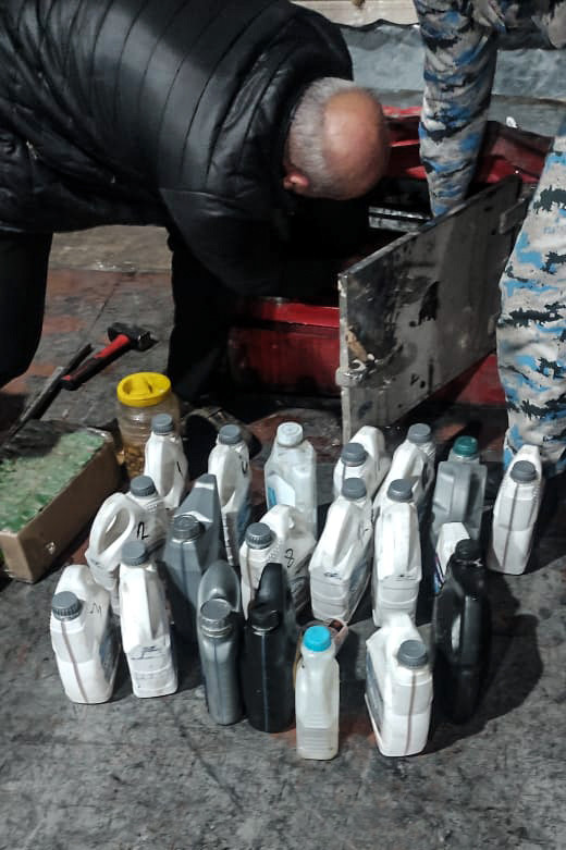 Naxçıvanda xüsusi üsulla gizlədilmiş 41 kiloqramdan artıq maye halında metamfetamin aşkar edilib<font color=red> - FOTOLAR</font>