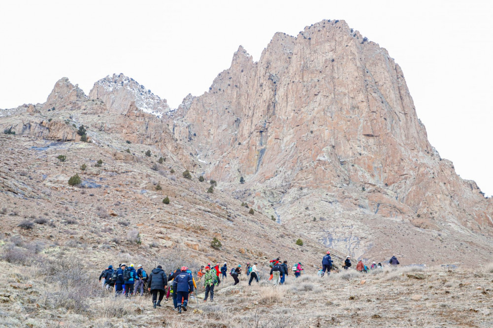 Türkiyəli alpinistlərin iştirakı ilə Haçadağa 10-cu zirvə yürüşü təşkil olunub<font color=red> - FOTOLAR</font>