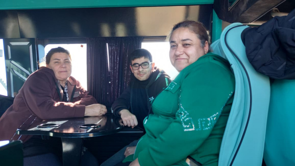 Hadrut və Qırmızı bazar qəsəbələrinə 30 ailə yola salınıb<font color=red> - FOTOLAR</font>