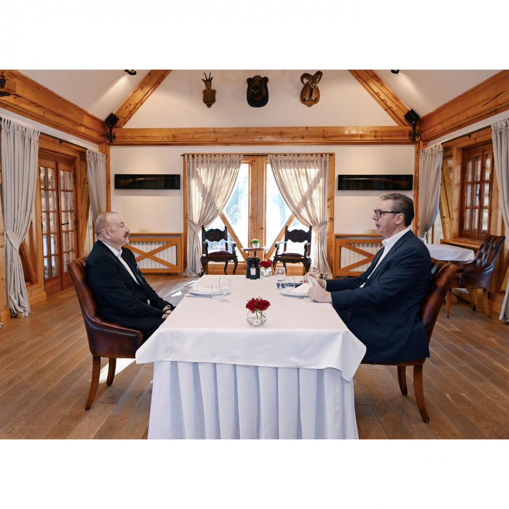 İlham Əliyev və Aleksandar Vuçiç qeyri-rəsmi səhər yeməyində iştirak ediblər<font color=red> - FOTOLAR</font>