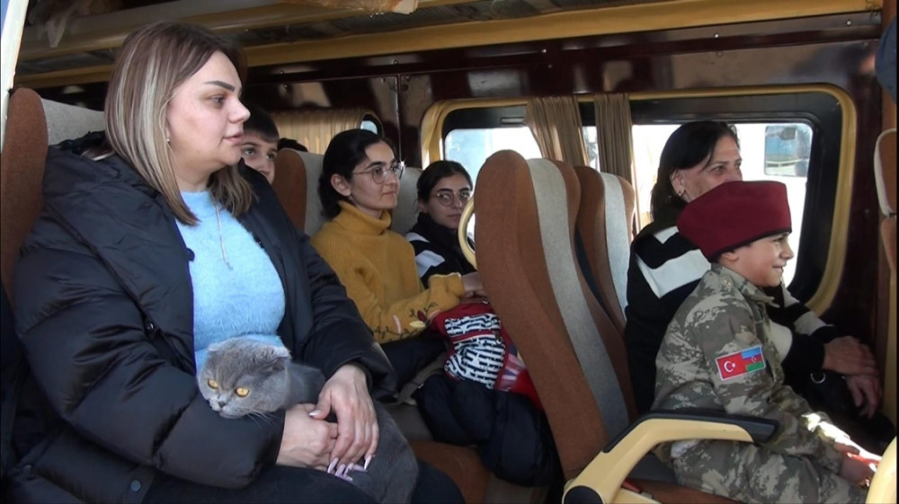 Daha 149 keçmiş məcburi köçkün Xocalı şəhərinə qayıdıb<font color=red> - FOTOLAR</font>