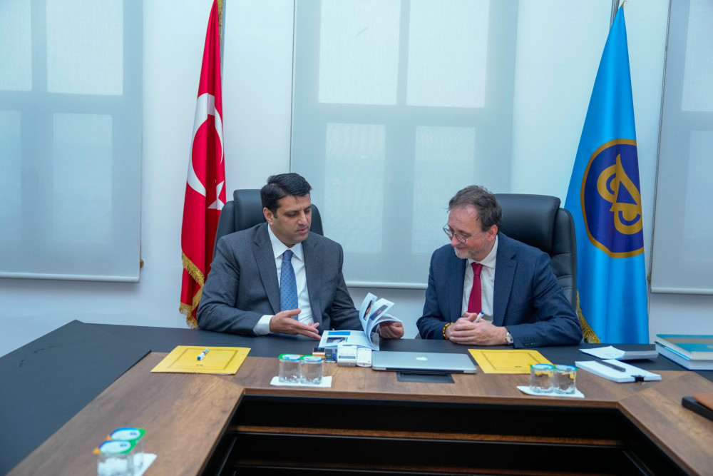 “Şəhərsalma və Memarlıq İli” çərçivəsində Naxçıvan Dövlət Universiteti və Memar Sinan Gözəl Sənətlər Universiteti arasında ikili diplom proqramı həyata keçiriləcək<font color=red> - FOTOLAR</font>