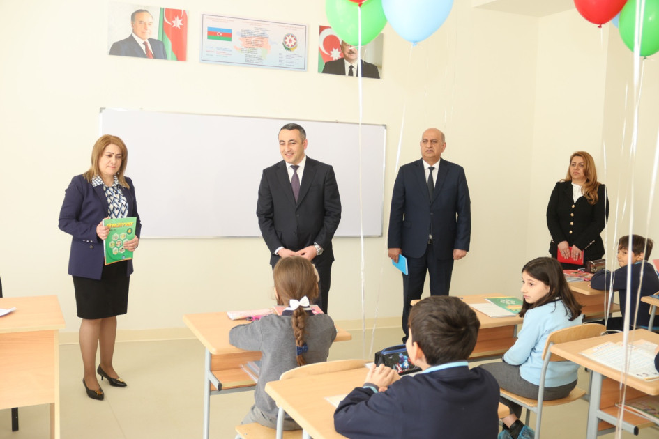 Ağdam şəhər 1 nömrəli tam orta məktəbdə tədris prosesinə başlanılıb<font color=red> - FOTOLAR</font>