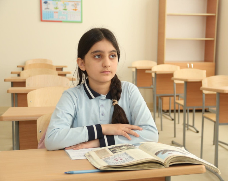 Ağdam şəhər 1 nömrəli tam orta məktəbdə tədris prosesinə başlanılıb<font color=red> - FOTOLAR</font>