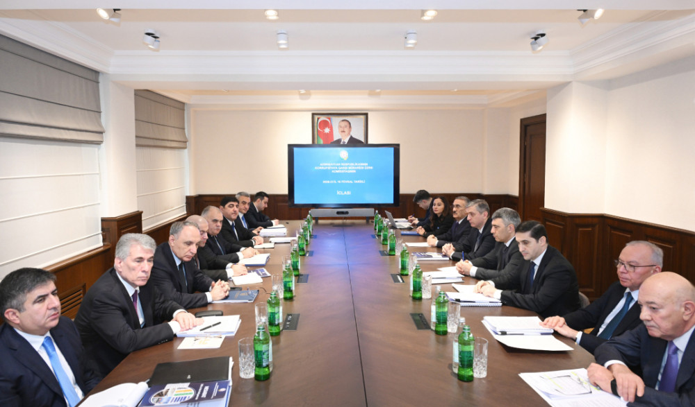 Azərbaycan Respublikasının Korrupsiyaya qarşı mübarizə üzrə Komissiyasının iclası keçirilib<font color=red> - FOTOLAR</font>