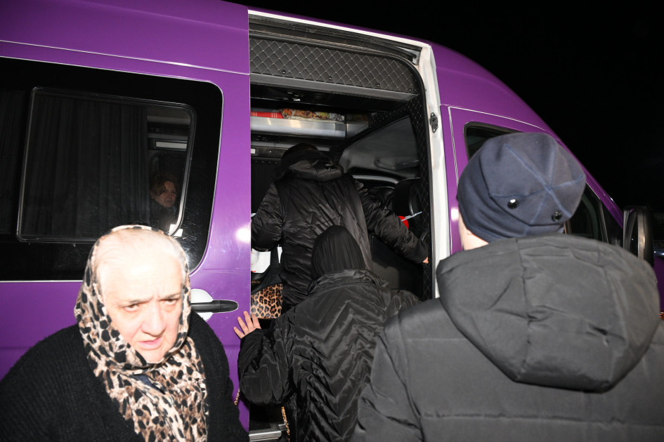 Ağdam şəhərinə növbəti köç karvanı yola salınıb<font color=red> - FOTOLAR</font>