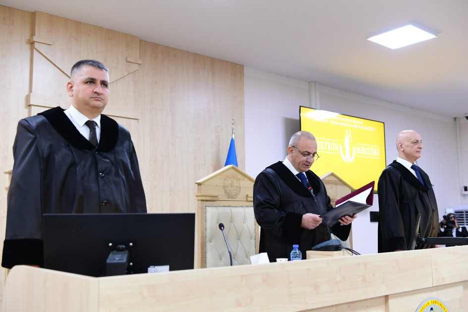 Ruben Vardanyana hökm oxunub<font color=red> - FOTOLAR</font>