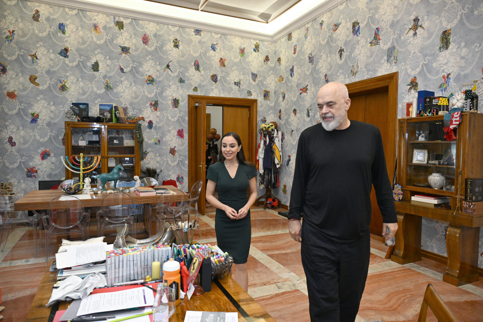 Leyla Əliyeva Tiranada Albaniyanın Baş naziri Edi Rama ilə görüşüb<font color=red> - FOTOLAR</font>