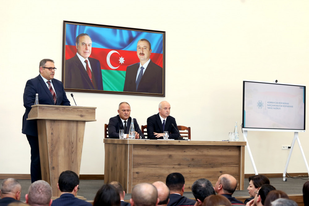 Naxçıvan Muxtar Respublikası Təhsil Nazirliyində kollegiya iclası keçirilib<font color=red> - FOTOLAR</font>