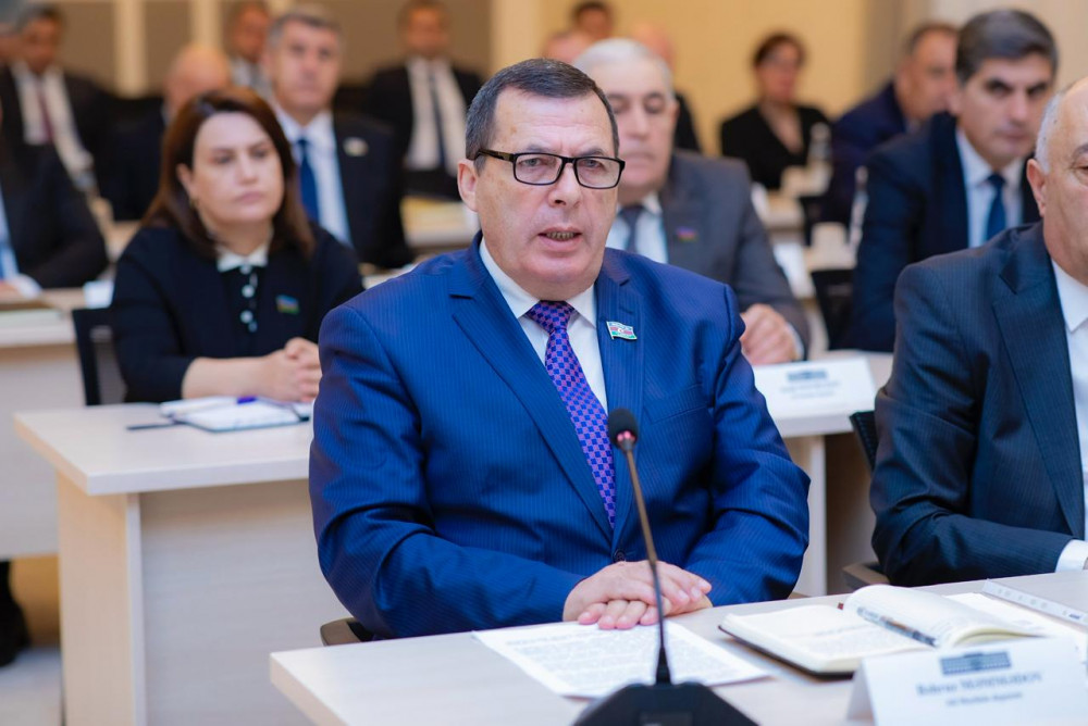 Ali Məclisin yaz sessiyasının növbəti iclası keçirilib<font color=red> - FOTOLAR</font>