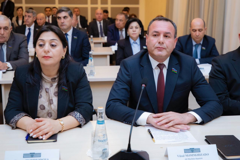 Ali Məclisin yaz sessiyasının növbəti iclası keçirilib<font color=red> - FOTOLAR</font>