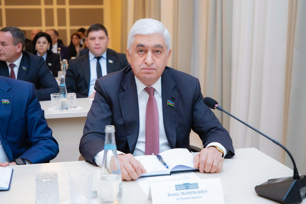 Ali Məclisin yaz sessiyasının növbəti iclası keçirilib<font color=red> - FOTOLAR</font>