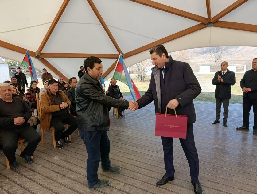 Xocalının Xanabad kəndinə ilk köç olub<font color=red> - FOTOLAR</font>