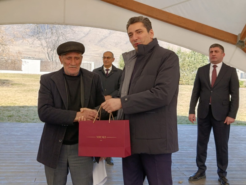 Xocalının Xanabad kəndinə ilk köç olub<font color=red> - FOTOLAR</font>