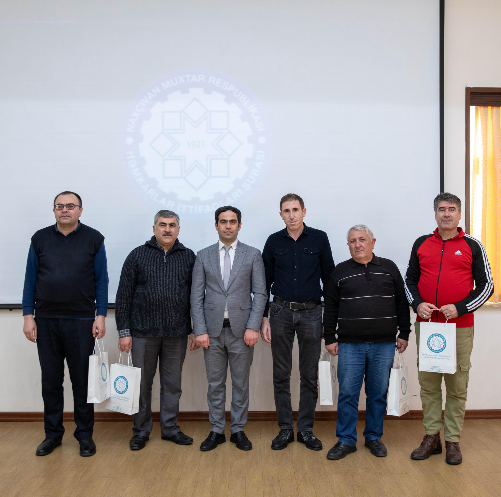 Bir qrup həmkarlar ittifaqı üzvü Ağbulaqda qış istirahəti proqramından yararlanıb<font color=red> - FOTOLAR</font>