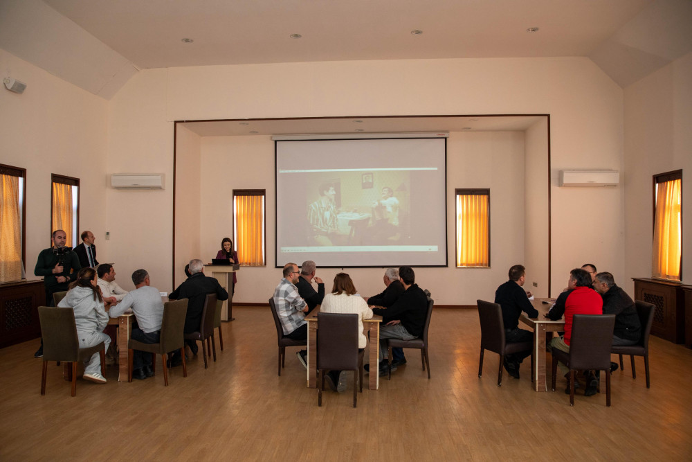 Bir qrup həmkarlar ittifaqı üzvü Ağbulaqda qış istirahəti proqramından yararlanıb<font color=red> - FOTOLAR</font>