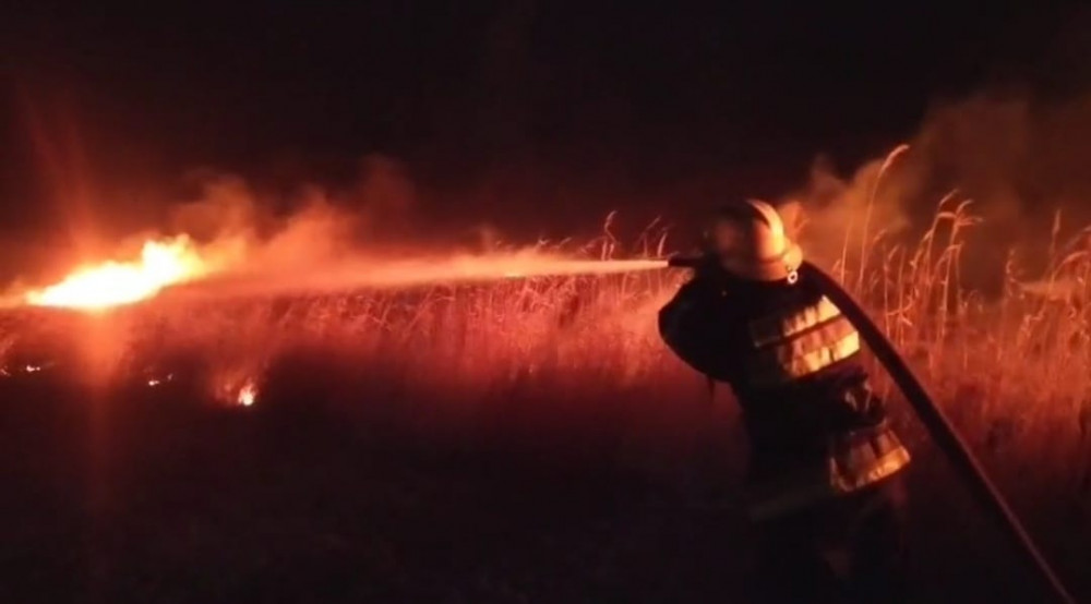 Ötən sutka ərzində 2 yanğın hadisəsinə çıxış həyata keçirilib<font color=red> - FOTOLAR</font>