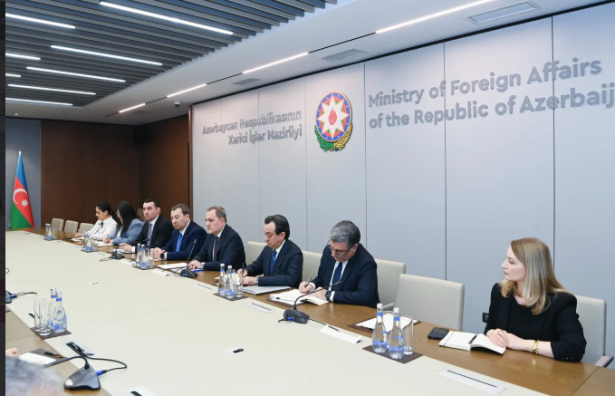 Ceyhun Bayramov Türkiyə və Gürcüstan nümayəndələri ilə parlamentlərarası əməkdaşlığı müzakirə edib<font color=red> - FOTOLAR</font>