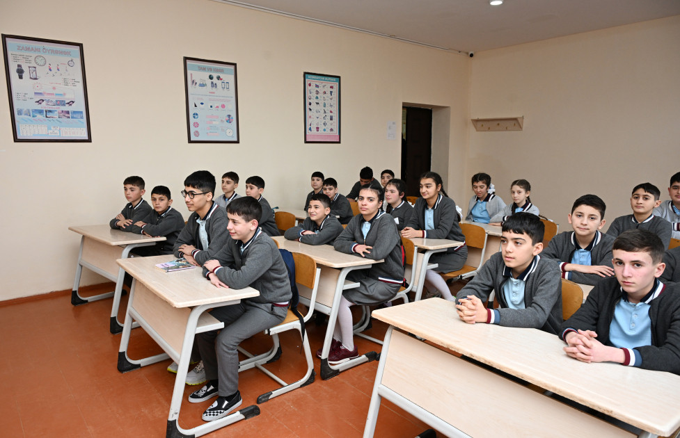 Leyla Əliyeva və Alena Əliyeva Quba şəhərində internat tipli ümumtəhsil məktəbini və STEAM mərkəzini ziyarət ediblər<font color=red> - FOTOLAR</font>