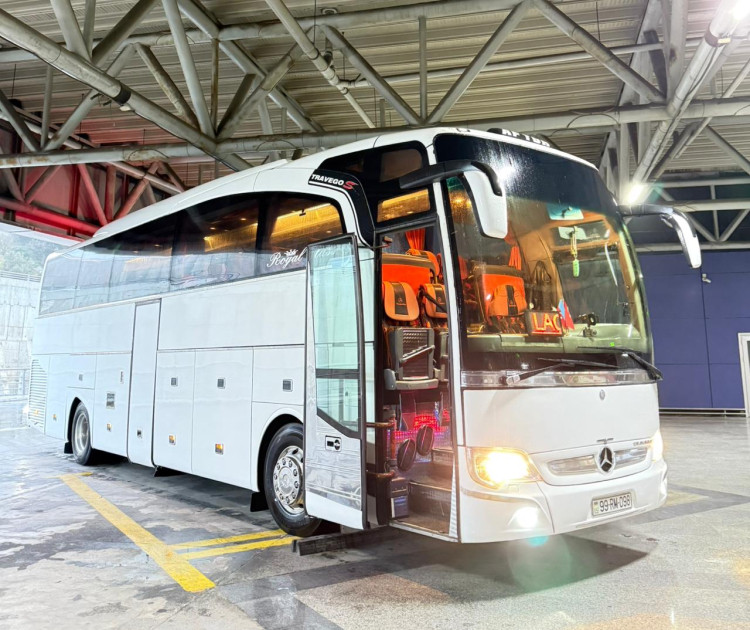 Bakı-Laçın reysi üzrə ilk avtobus yola düşüb<font color=red> - FOTOLAR</font>