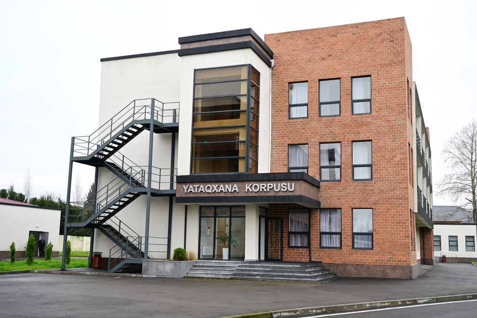 Prezident İlham Əliyev Lənkəran Dövlət Peşə Təhsil Mərkəzinin açılışında iştirak edib<font color=red> - FOTOLAR</font>