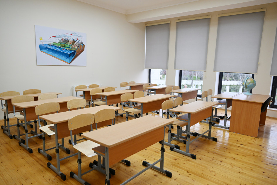 Prezident İlham Əliyev Lənkəran Dövlət Peşə Təhsil Mərkəzinin açılışında iştirak edib<font color=red> - FOTOLAR</font>