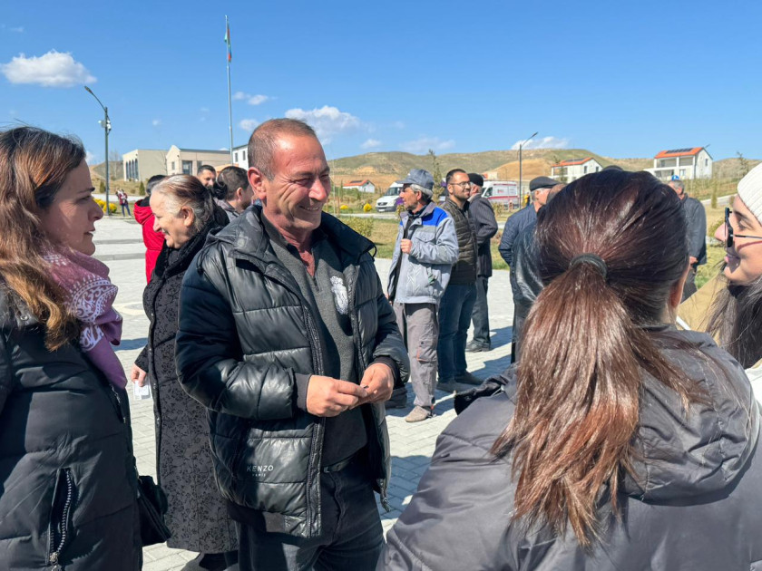 Horovlu kəndində daha 30 ailəyə evlərinin açarları təqdim olunub <font color=red> - FOTOLAR</font>