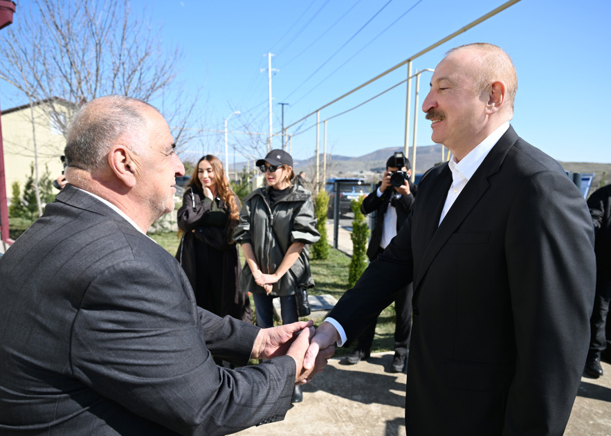 Prezident İlham Əliyev Xocavənd kəndində görülmüş işlərlə tanış olub<font color='red'> - YENİLƏNİB</font><font color=red> - FOTOLAR</font>