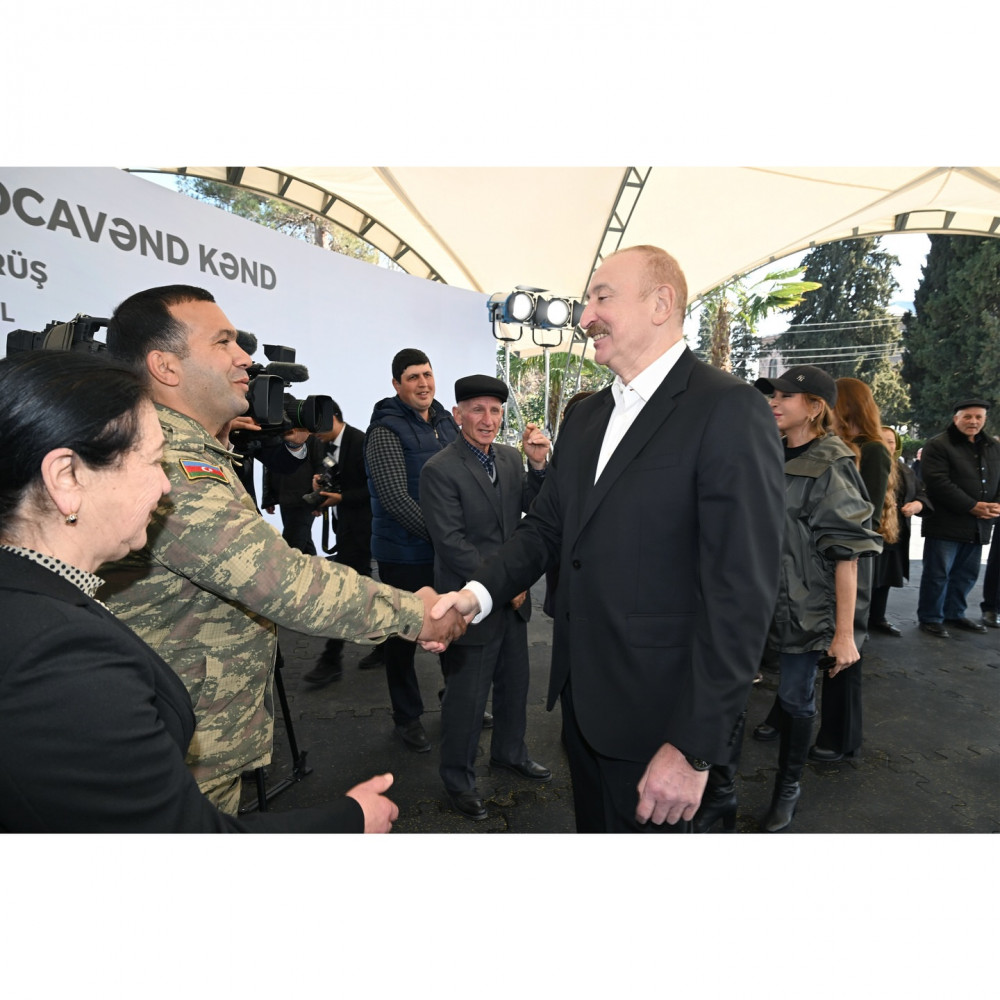 Prezident İlham Əliyev Xocavənd şəhər və Xocavənd kənd sakinləri ilə görüşüb<font color=red> - FOTOLAR</font>