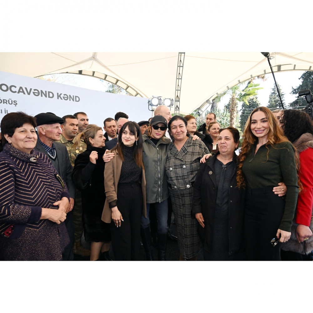 Prezident İlham Əliyev Xocavənd şəhər və Xocavənd kənd sakinləri ilə görüşüb<font color=red> - FOTOLAR</font>