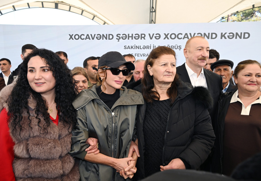 Prezident İlham Əliyev Xocavənd şəhər və Xocavənd kənd sakinləri ilə görüşüb<font color=red> - FOTOLAR</font>