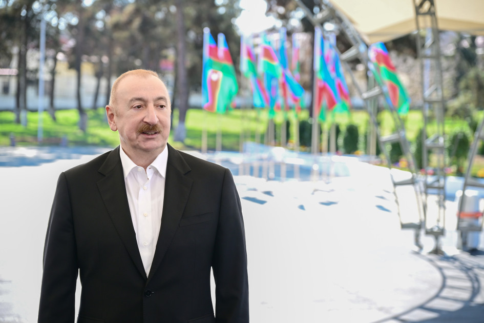 Prezident İlham Əliyev Xocavənd şəhər və Xocavənd kənd sakinləri ilə görüşüb<font color=red> - FOTOLAR</font>