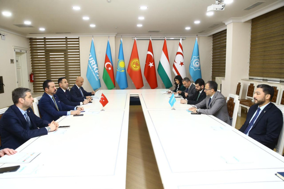 AKP-nin nümayəndə heyəti TÜRKPA-nın Baş katibi ilə görüşüb <font color=red> - FOTOLAR</font>